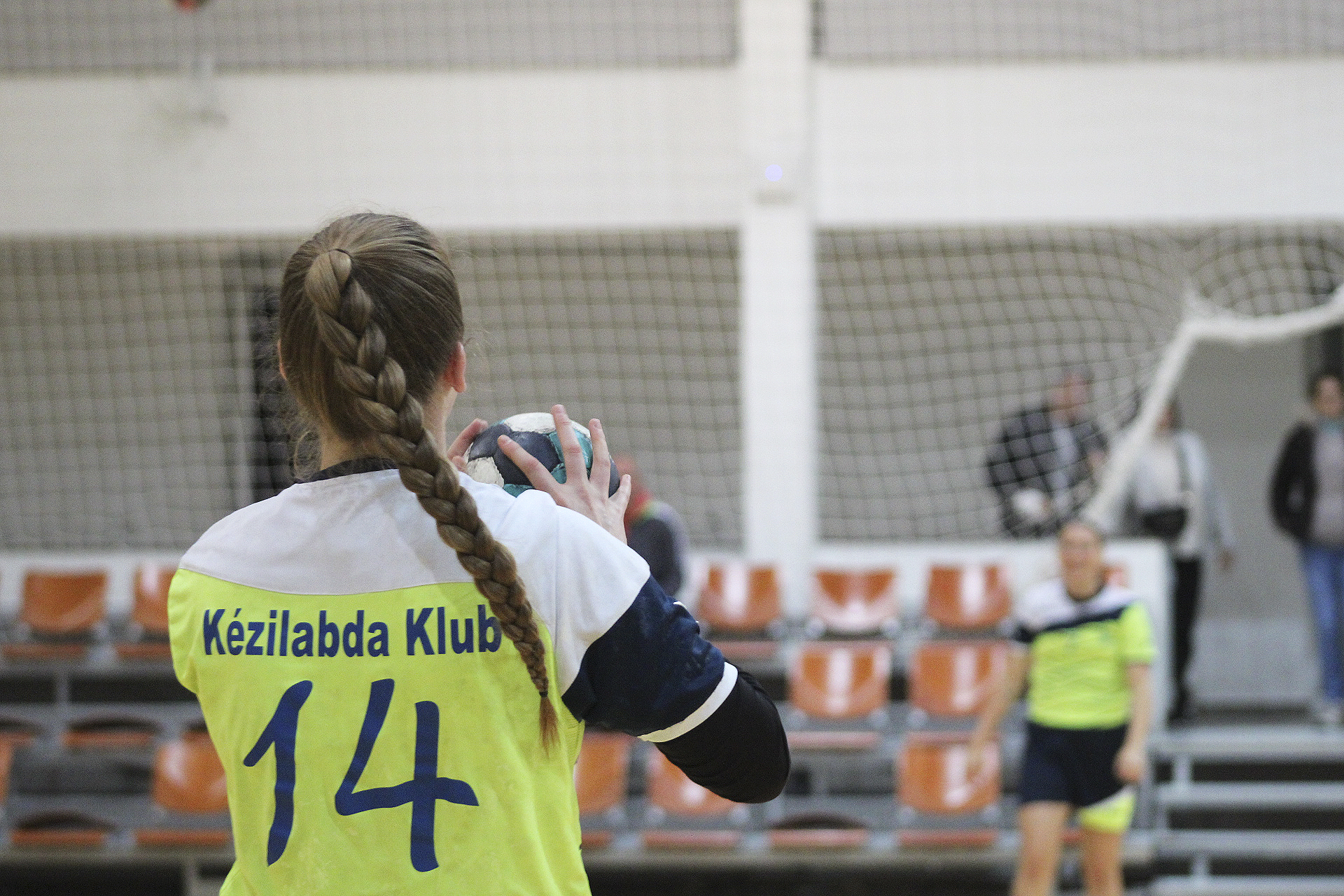 Hullámvölgyben a női csapat Hullámvölgyben a női csapat
